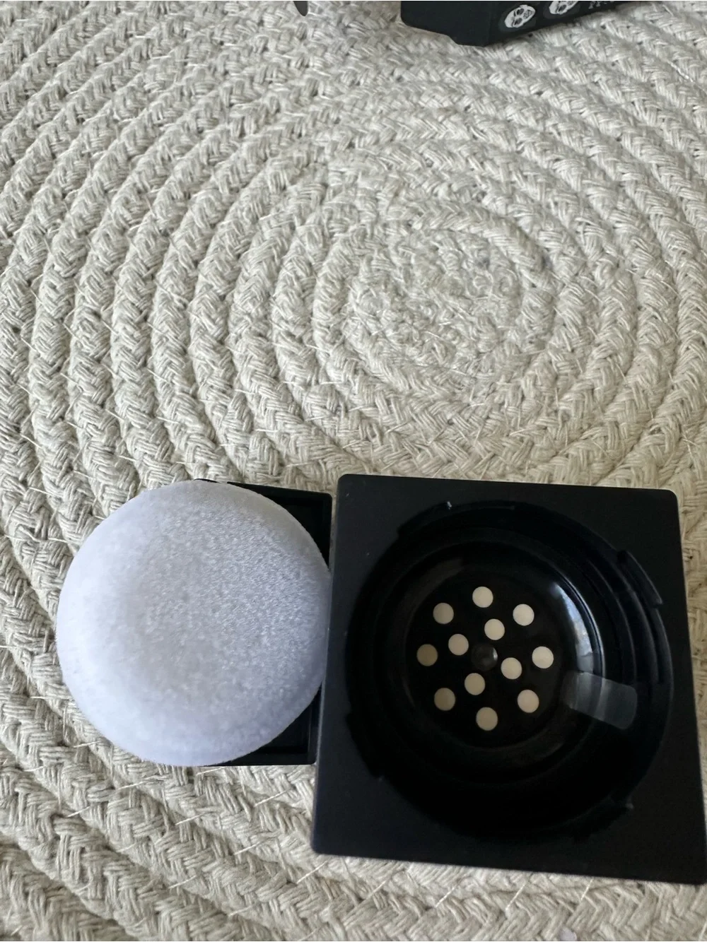 Huda Beauty Baby Bake Loose Baking & Setting Powder - Pound Cake